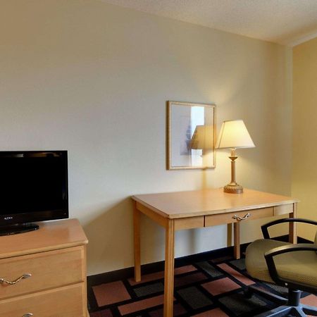 Quality Inn & Suites Malvern Exterior foto